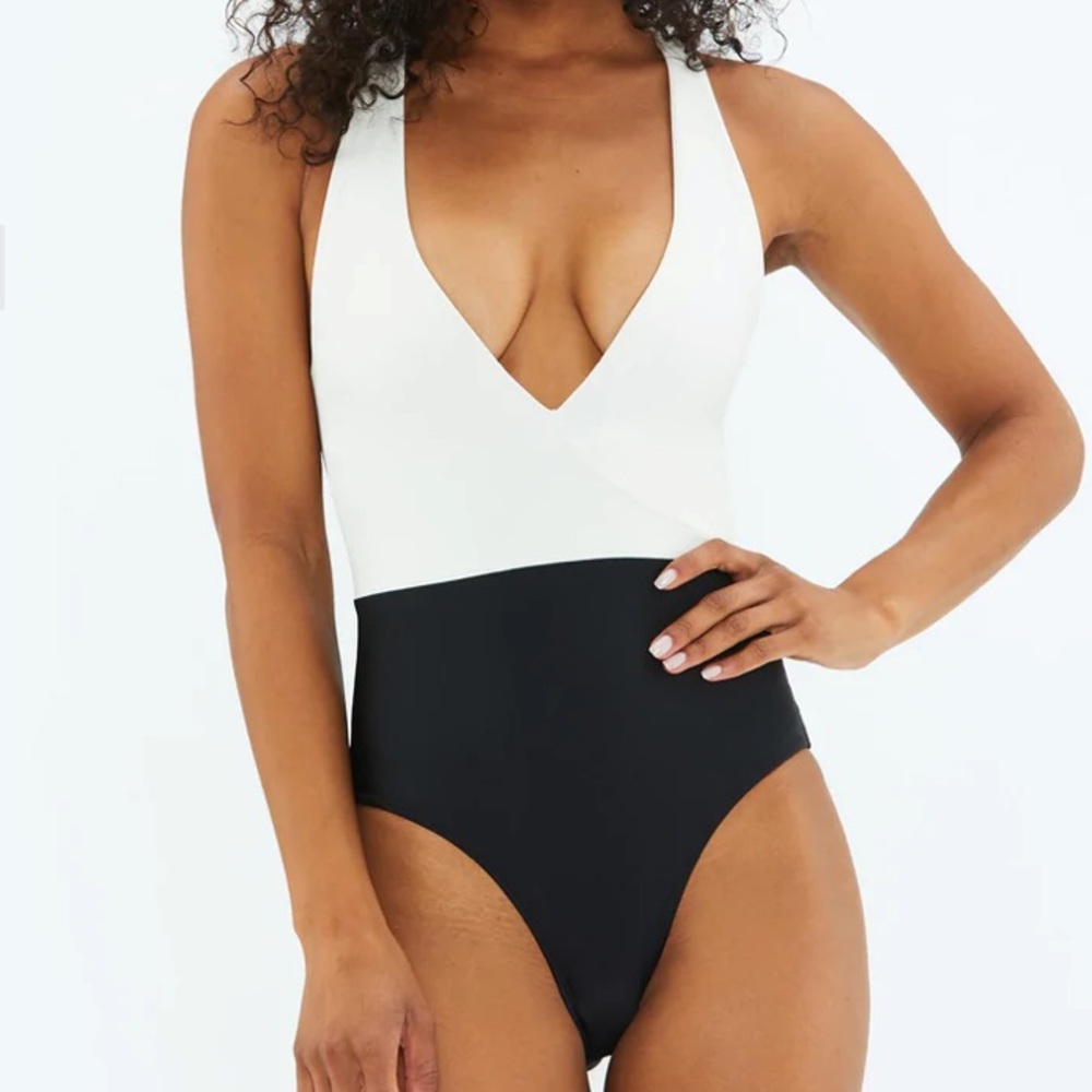 Summersalt 🙌🏻 The Deep Dive One Piece Swimsuit